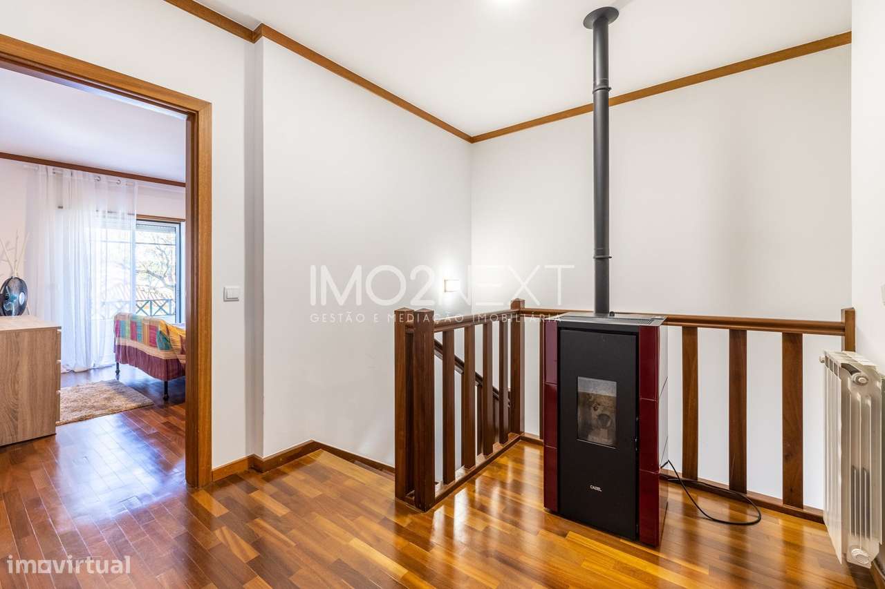 MORADIA T3 GEMINADA || CENTRO DA MARINHA GRANDE-14