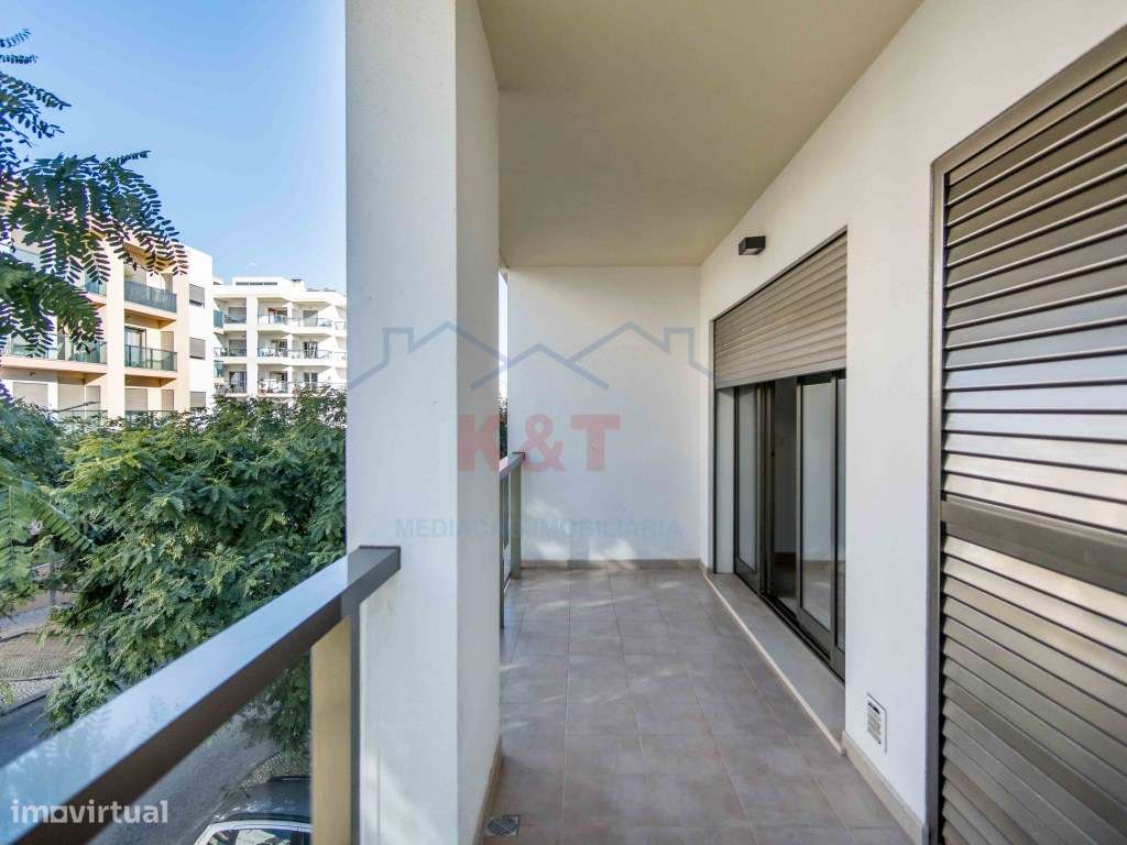 Apartamento T2 nos Jardins do Amparo-17