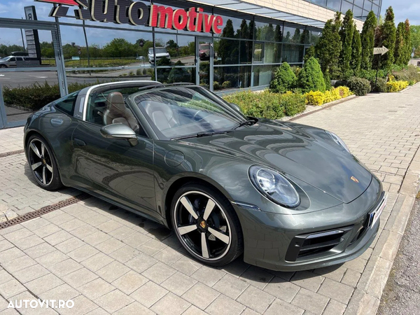 Porsche 911 Targa 4 PDK - 9