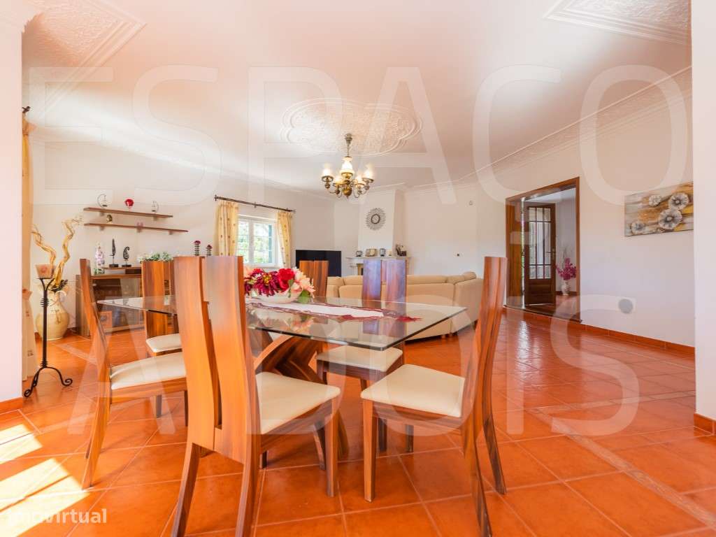 DESLUMBRANTE! INDEPENDENTE (isolada). Excelente qualidade de constr...-24