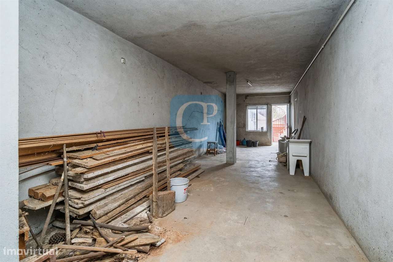 Moradia com dois apartamentos independentes em Vila Nova de Gaia-41