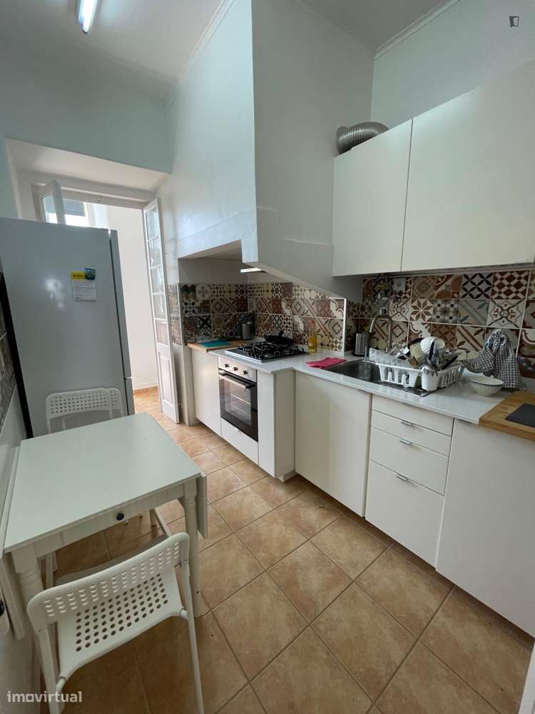 Quarto - localizado em Penha de França Lisbon - Grande imagem: 5/16