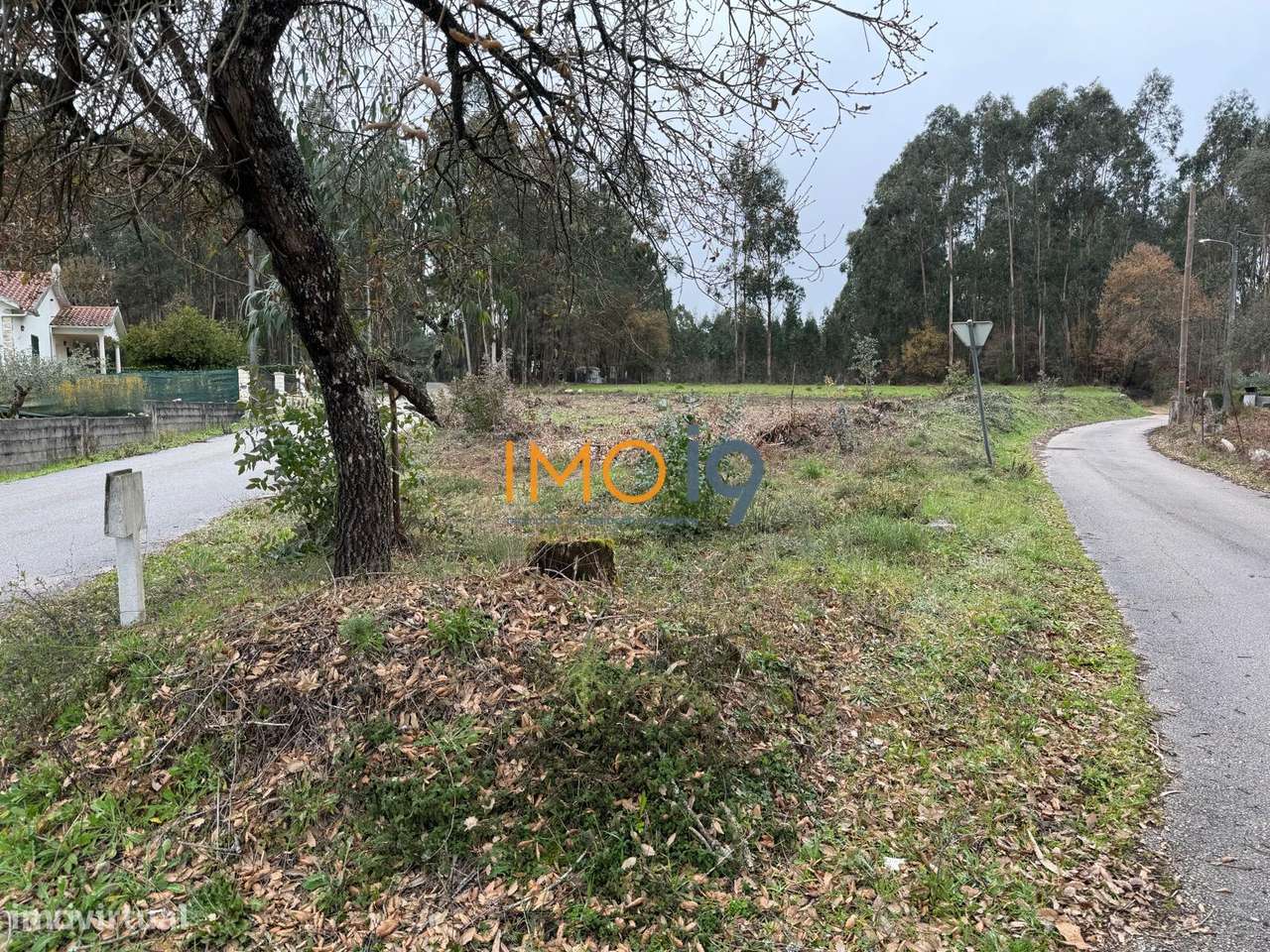 Terreno c/ projeto aprovado 2 Moradias-6