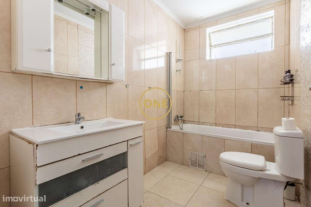 Apartamento T3 com Varandas - Ramada - Odivelas-23