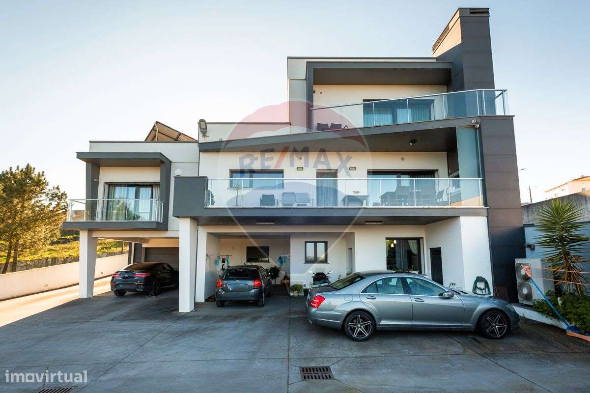 Moradia T4 para venda - Grande imagem: 3/50