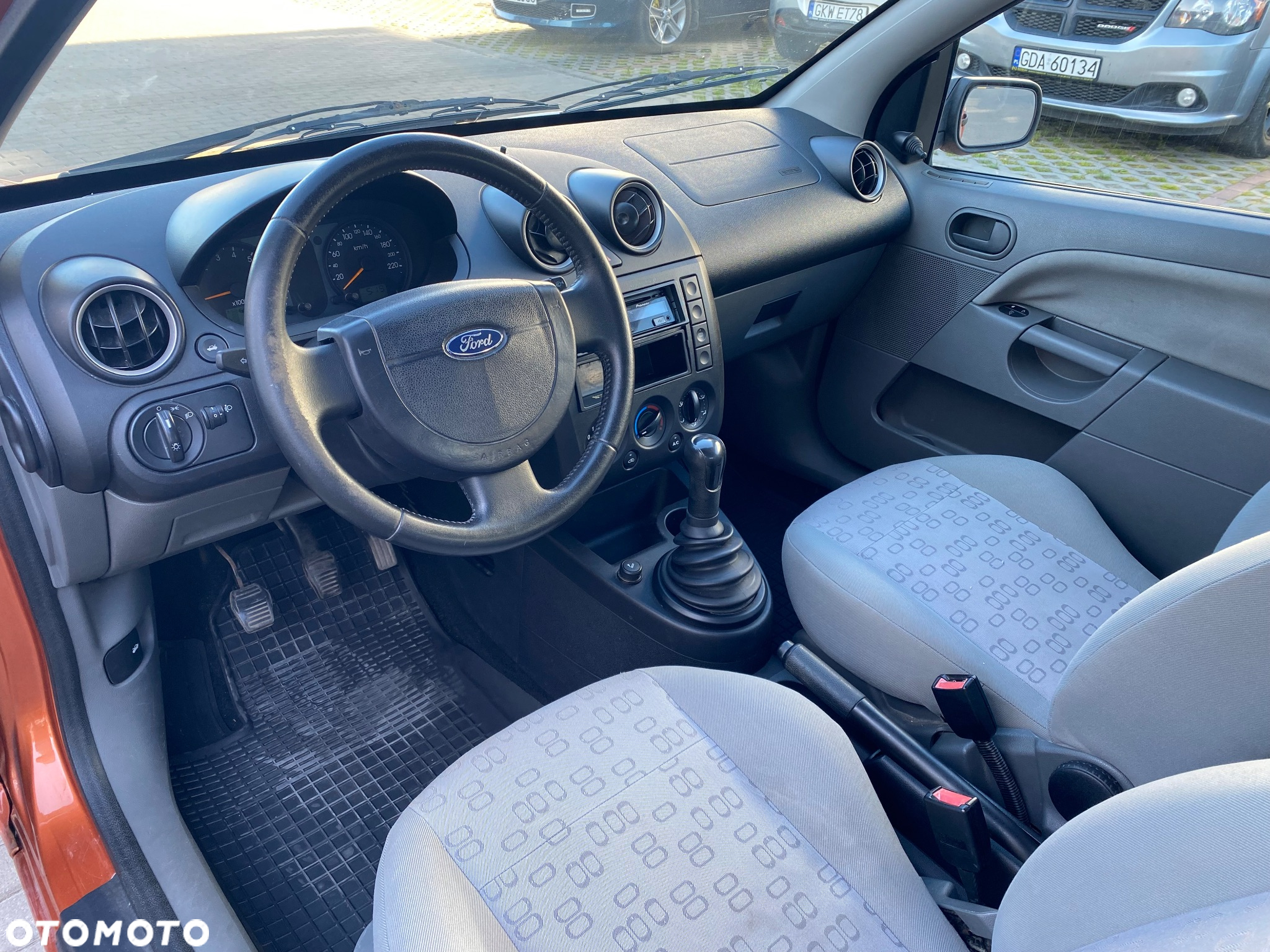 Ford Fiesta 1.3 Bonus - 10