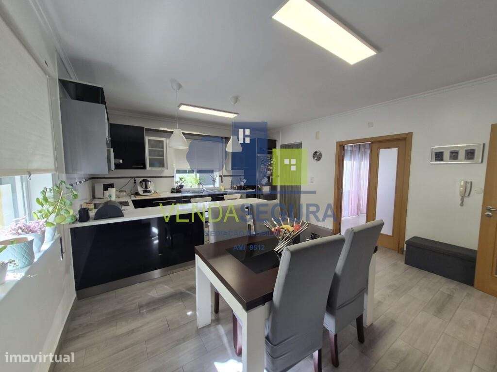 Vivenda T5 | Zona do Mourasol | Moura - Grande imagem: 3/45