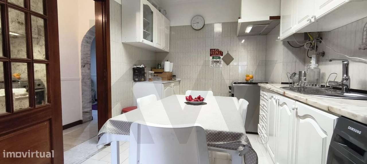 T2  na Praceta Cristóvão Falcão, em Massamá, concelho de Sintra-9