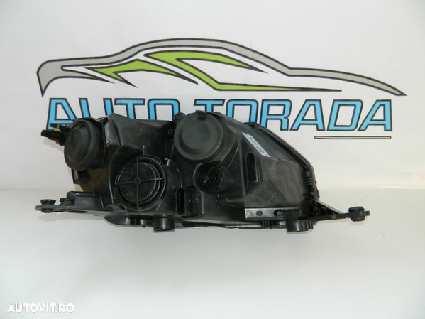 Far stanga Skoda Rapid model 2012-2015 cod 5JB941015 - 6