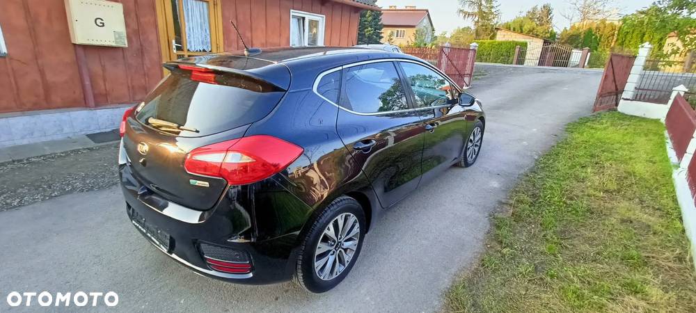 Kia Ceed Cee'd 1.6 CRDi Smart - 4