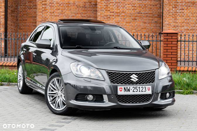 Suzuki Kizashi 2.4 Sport 4WD CVT - 12