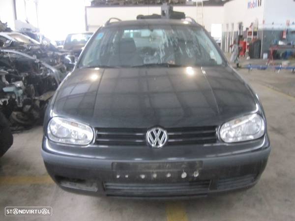 VW Golf IV Variant 1.4 16v de 2001 para peças - 3