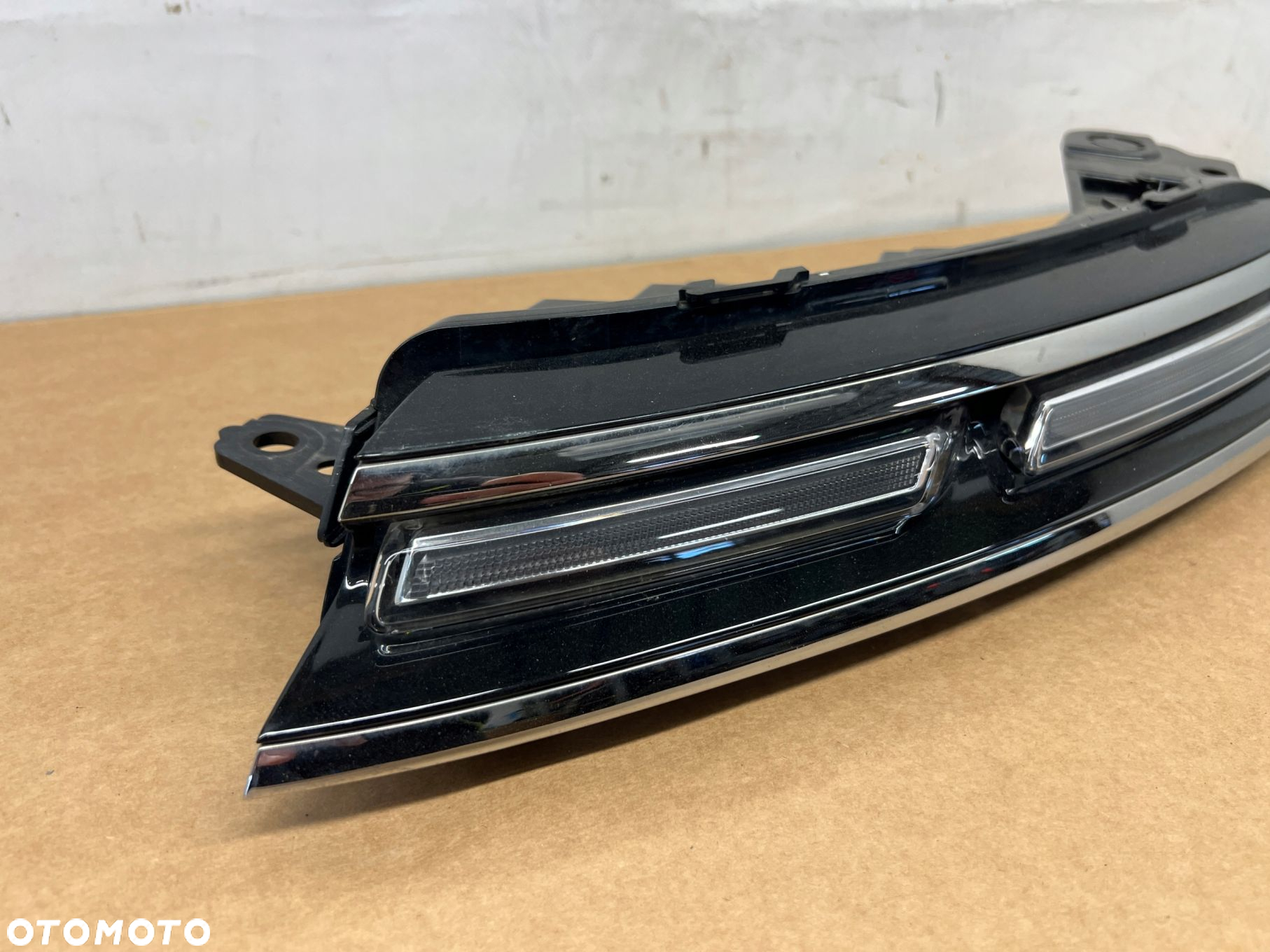 Citroen C5 Aircross lampa DRL LED lewy przód lewa przednia 9818005180 - 2