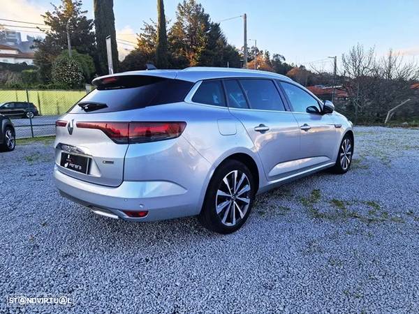 Renault Mégane Sport Tourer 1.6 E-Tech Plug-In Hybrid R.S. Line - 3