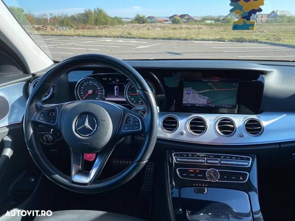 Mercedes-Benz E 220 d 4Matic 9G-TRONIC - 15