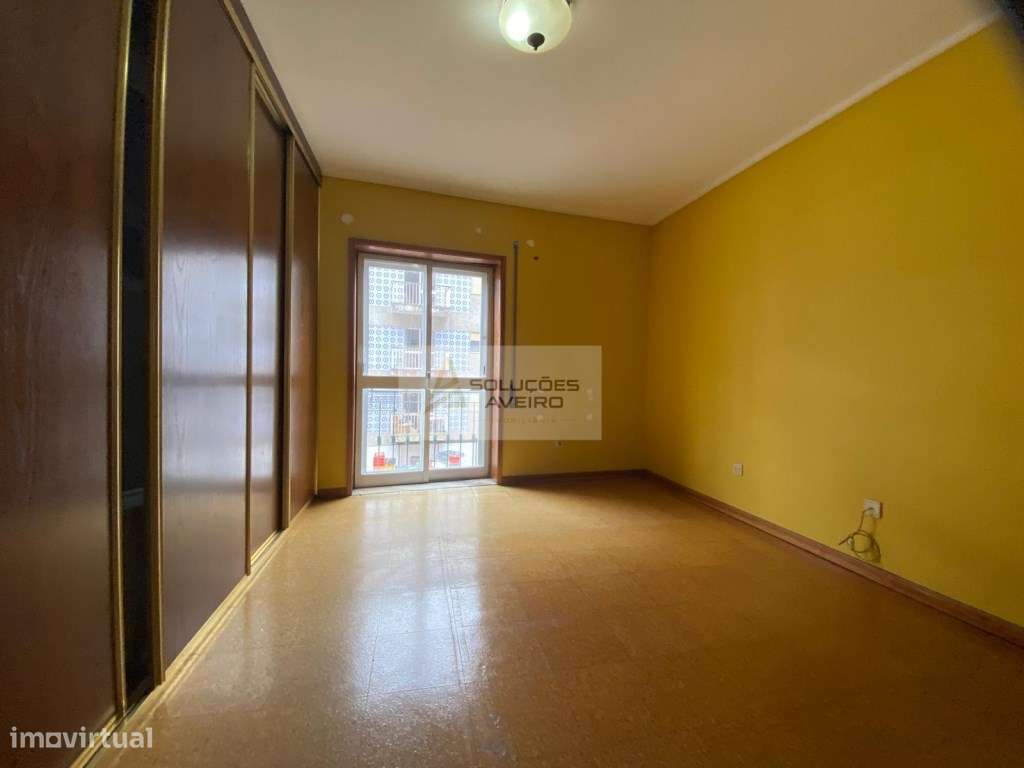 Apartamento T2 Bairro do Liceu - Aveiro-12