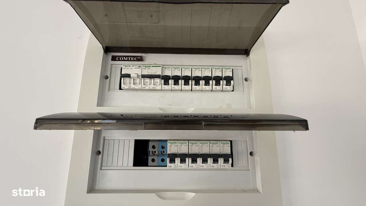 Apartament 4 camere, renovat complet, 2 băi, 2 balcoane, lângă spital-11