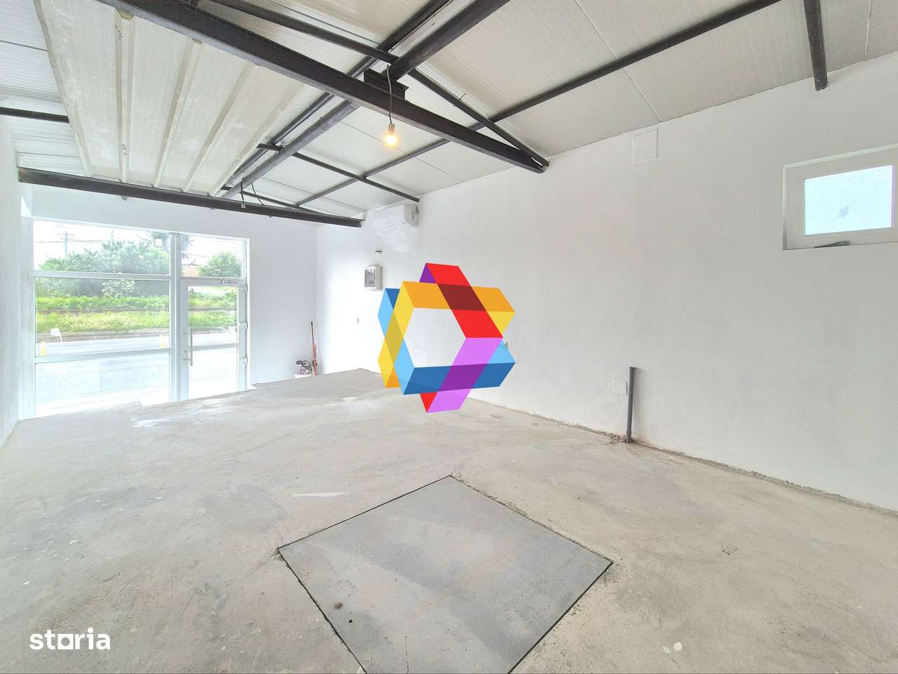 Spațiu de vânzare Brașov - 25 mp cu trafic auto intens - Imagine principală: 2/7