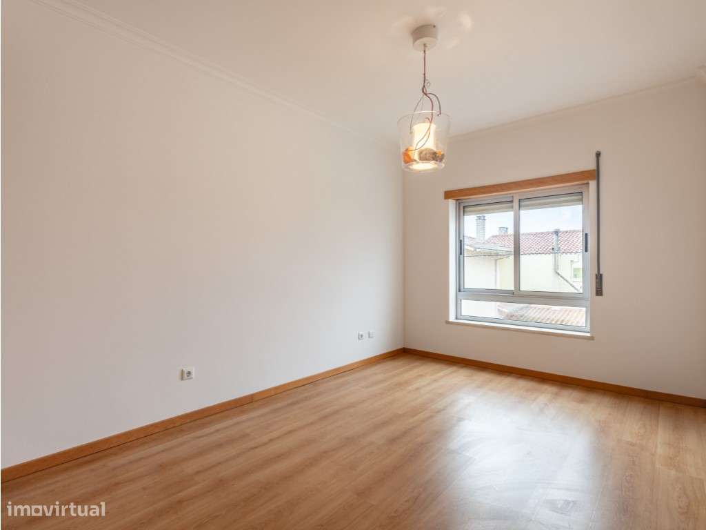 Apartamento T3! Aparcamento! - Grande imagem: 2/25