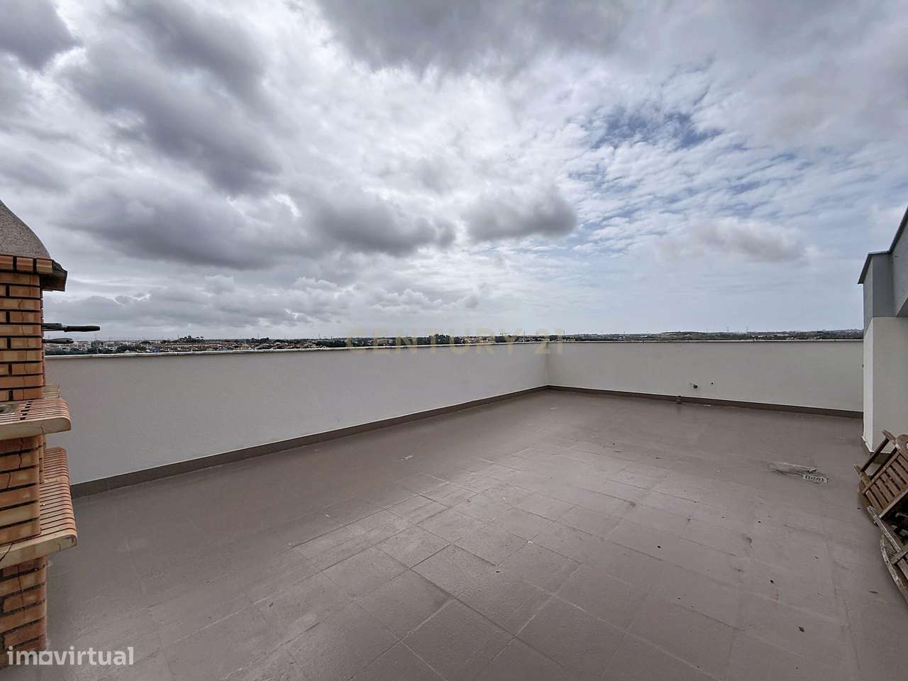 Luxuoso Duplex T4+1 em Amora, Seixal com Vista Panorâmica-37