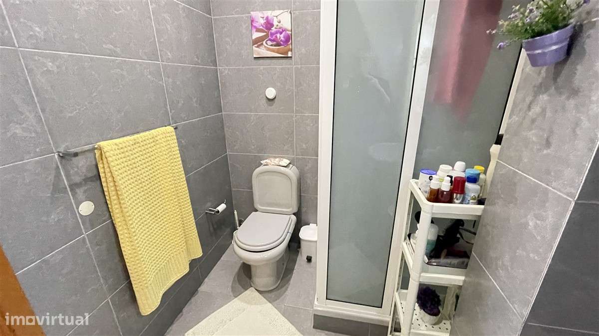 Andar de Moradia T2-Aver-o-Mar-Terraço-garagem fechada-22