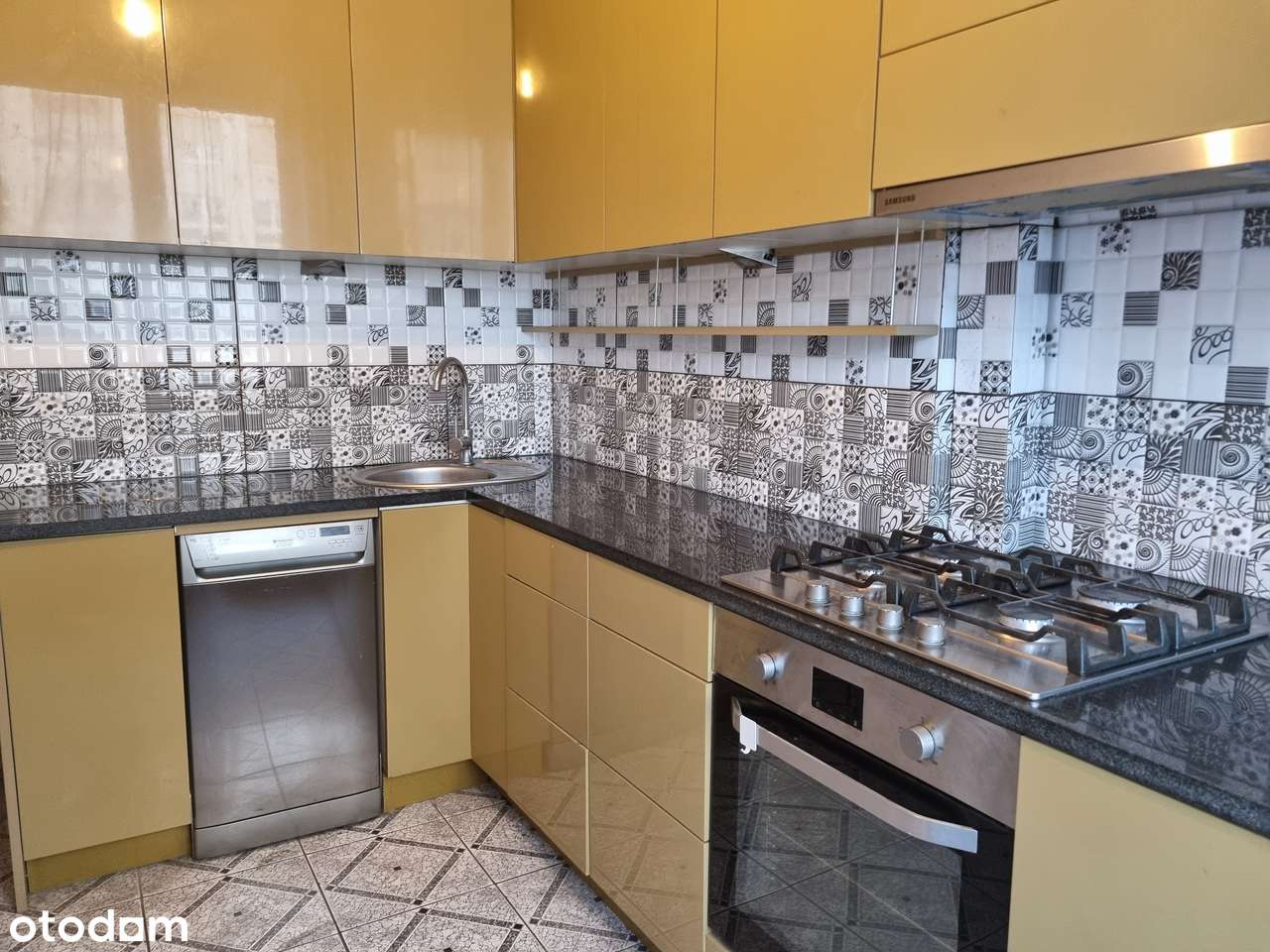 Idealne 2 pokoje przy metrze – gotowe do zamieszkania, Stawki-6