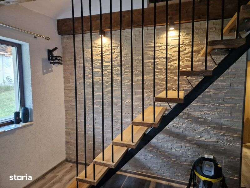 De vinzare casa de vacanta - Imagine principală: 4/6