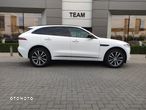 Jaguar F-Pace 2.0 P250 mHEV AWD R-Dynamic SE - 14