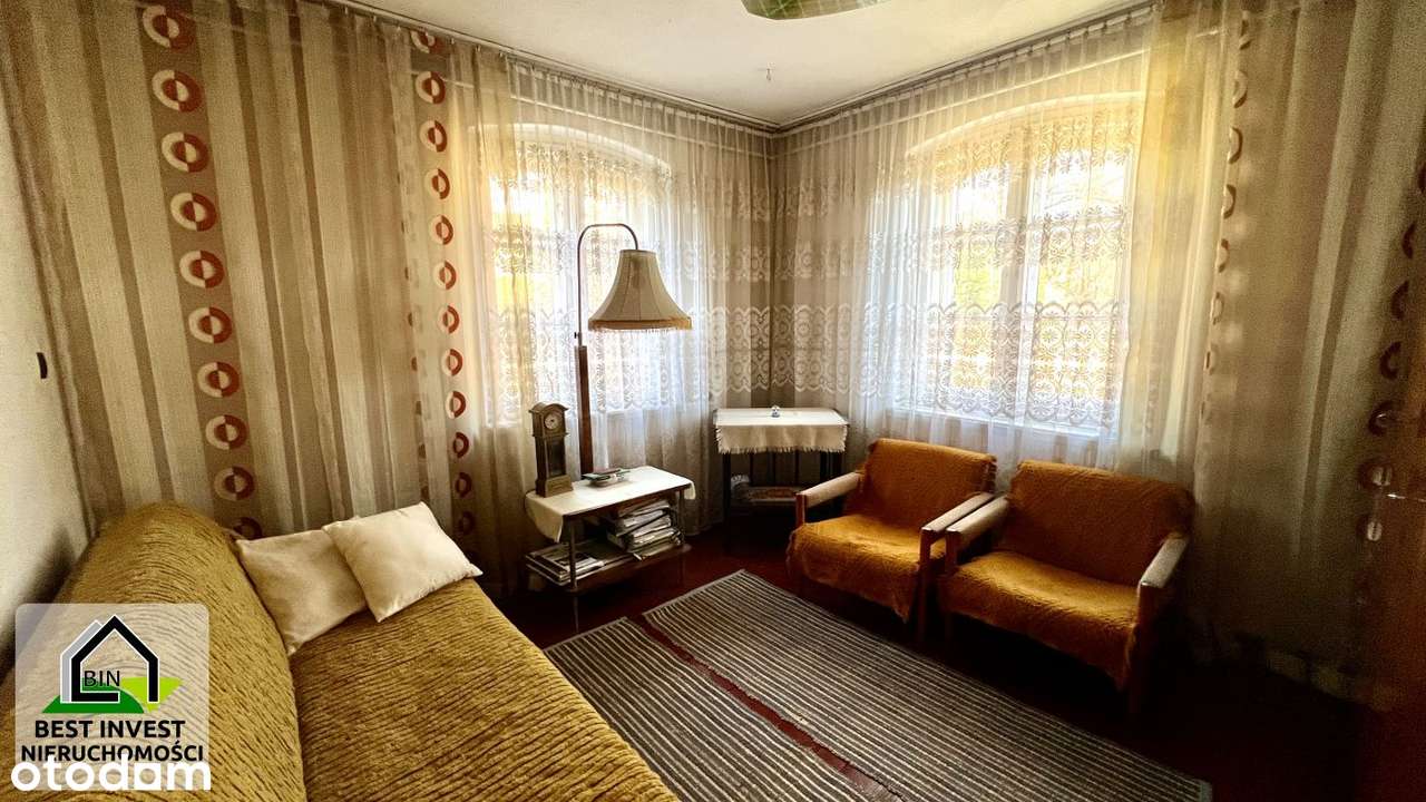 Poniemiecki dom z cegły z wielkimi możliwościami-16