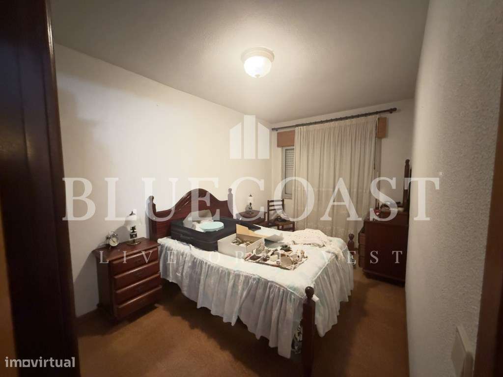 Apartamento de 4 assoalhadas com Excelente Localização e Ampla Ofer...-13