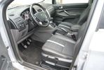 Ford Kuga 2.0 TDCi 2x4 Titanium - 8