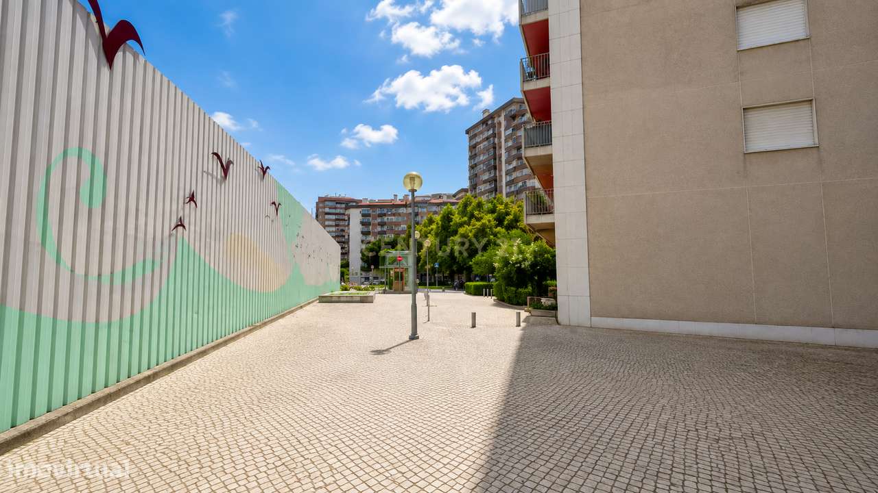 T1+1 com 86,98 m² junto ao Metro do Lumiar-19
