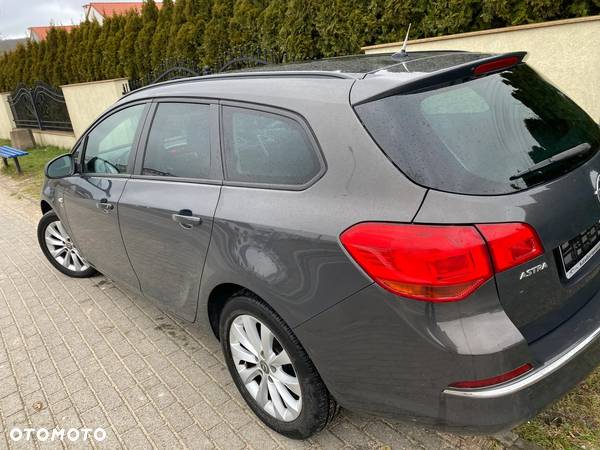 Opel Astra 1.7 CDTI DPF Active - 10