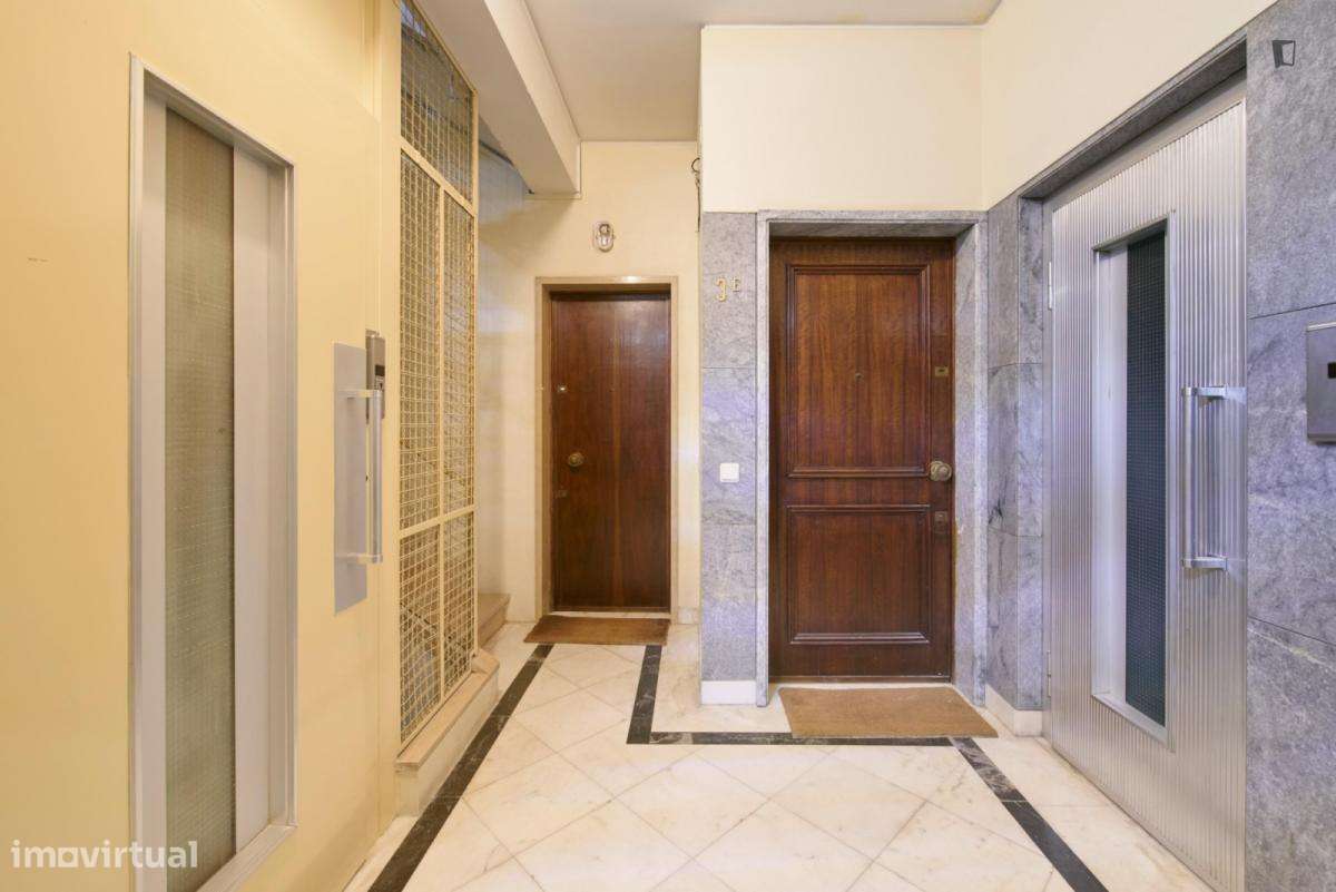 Quarto - localizado em Telheiras Lisbon - Grande imagem: 4/10