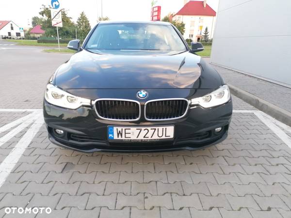 BMW Seria 3 318i Advantage - 7