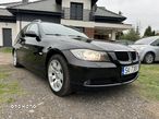 BMW Seria 3 320i - 5