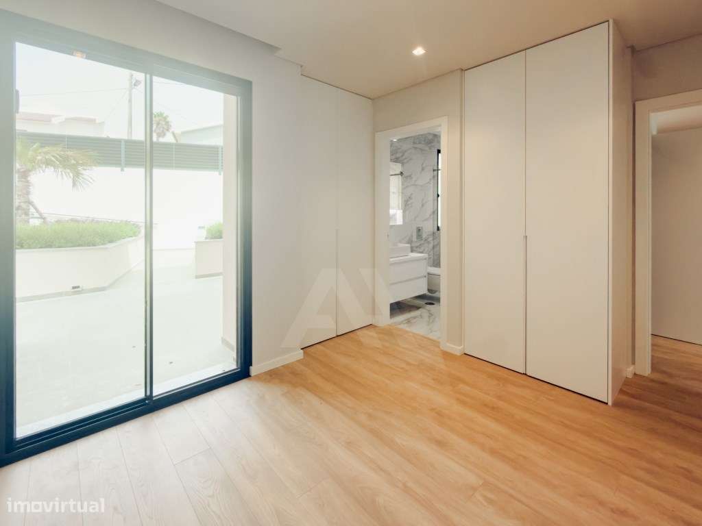 Moradias T4 de Luxo com Terraço e Vista Mar em Cascais-10