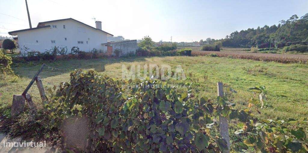 Terreno com projeto aprovado e licença de obras válida-2