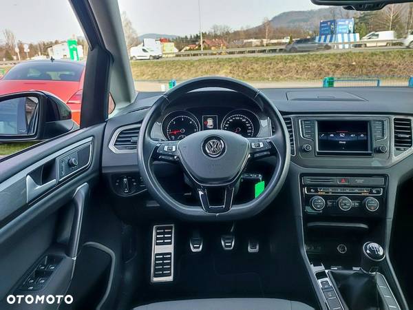 Volkswagen Golf Sportsvan - 10