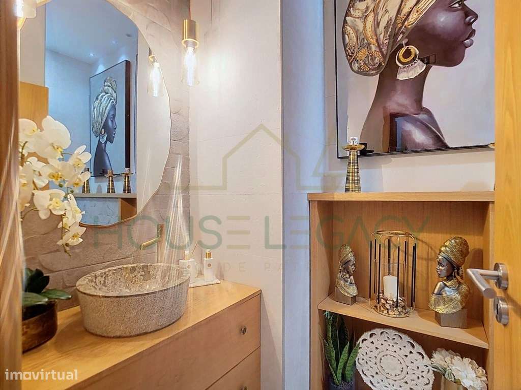 Loja versátil, luminosa e adaptável a várias atividades-24