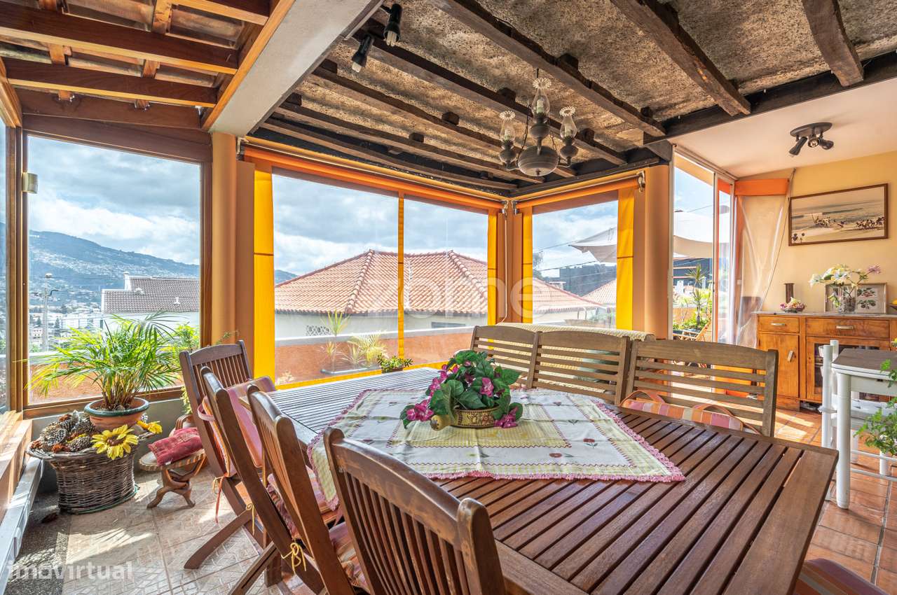 Moradia T5 em São Martinho, Funchal-9