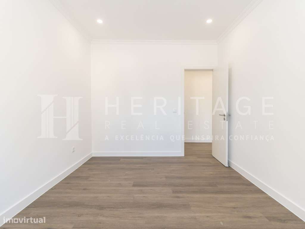 T2 totalmente remodelado na prestigiada Avenida do Bocage-25