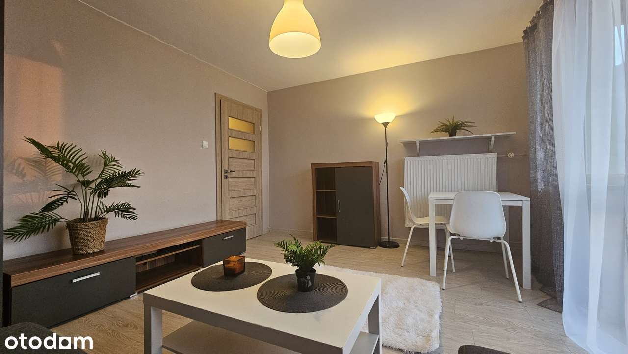 2 pok. Rozkładowe z balkonem, Dla studentów ,Rynek Staromiejski-0