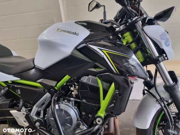 Kawasaki Z 650 - 6