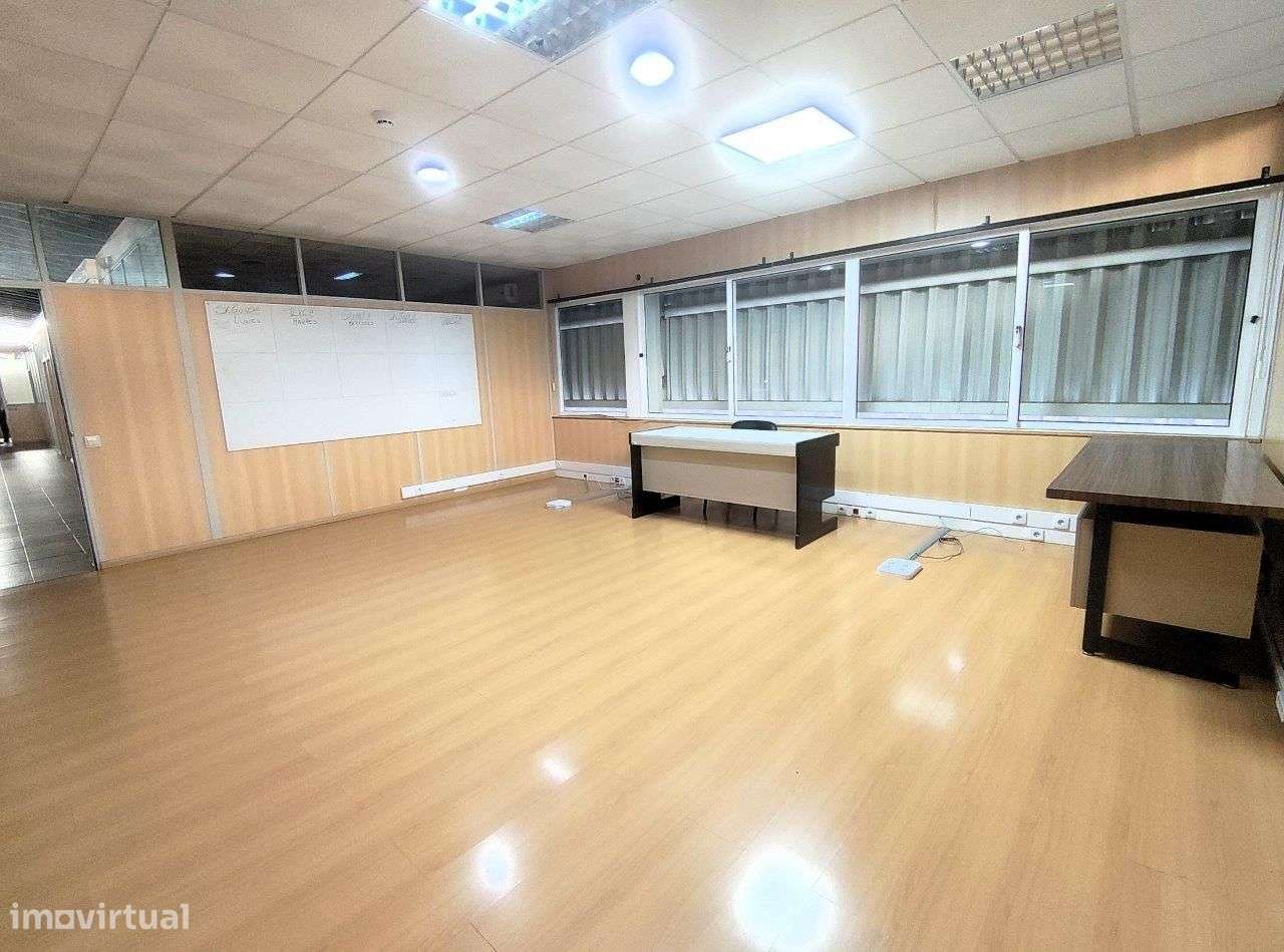 Armazém/fábrica com licenciamento industrial em Castelo de Paiva-10