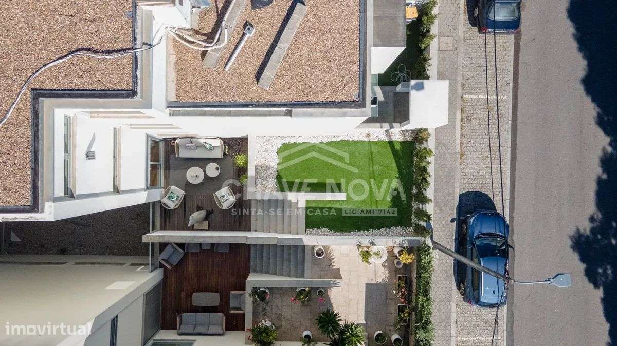 Moradia T3 com 4 casas de banho e piscina na Madalena-42
