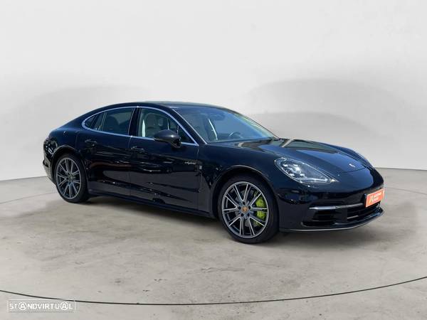 Porsche Panamera 4 E-Hybrid 10 Years Edition - 8