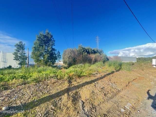 Terreno com 606m2, localizado próximo do Centro de Canelas!-4