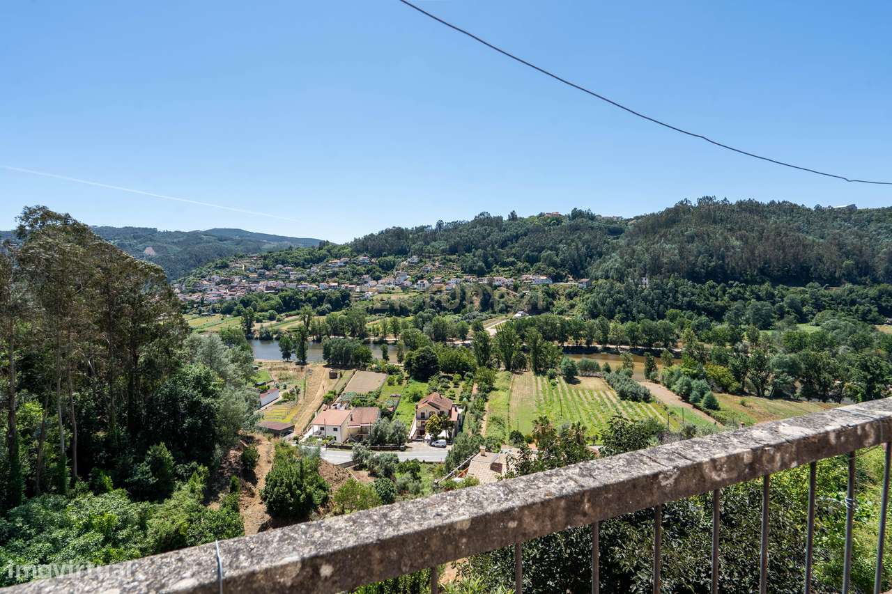 Moradia T3 c/ Vista para o Rio Mondego-25
