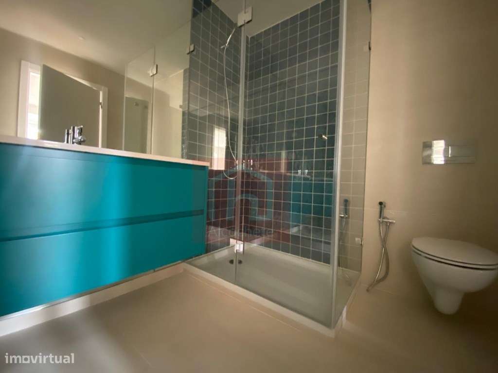 Apartamento duplex T2+2 com terraço no centro histórico Alcochete-8